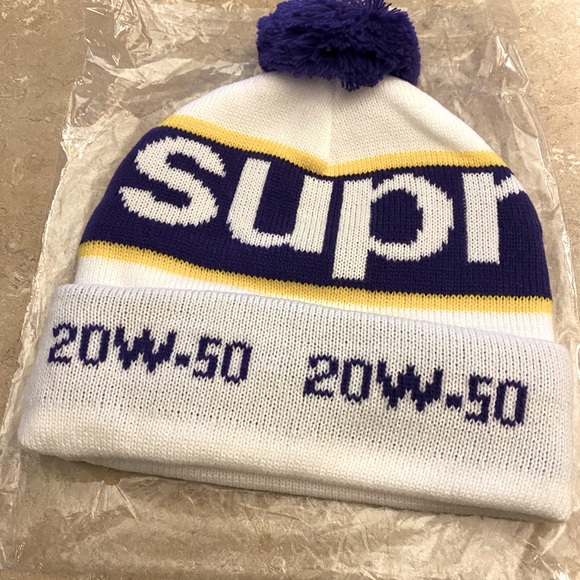 Supreme Garage Beanie White 